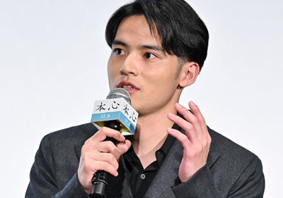 水上恒司 岡田健史 家族 父親 母親 姉
