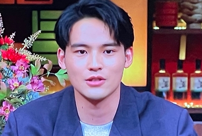 水上恒司 岡田健史 家族 父親 母親 姉